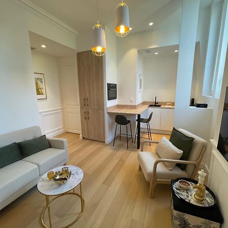 Appartements De Charme Du General Leclerc - Place D'Erlon - Hypercentre - Gare - Реймс Экстерьер фото