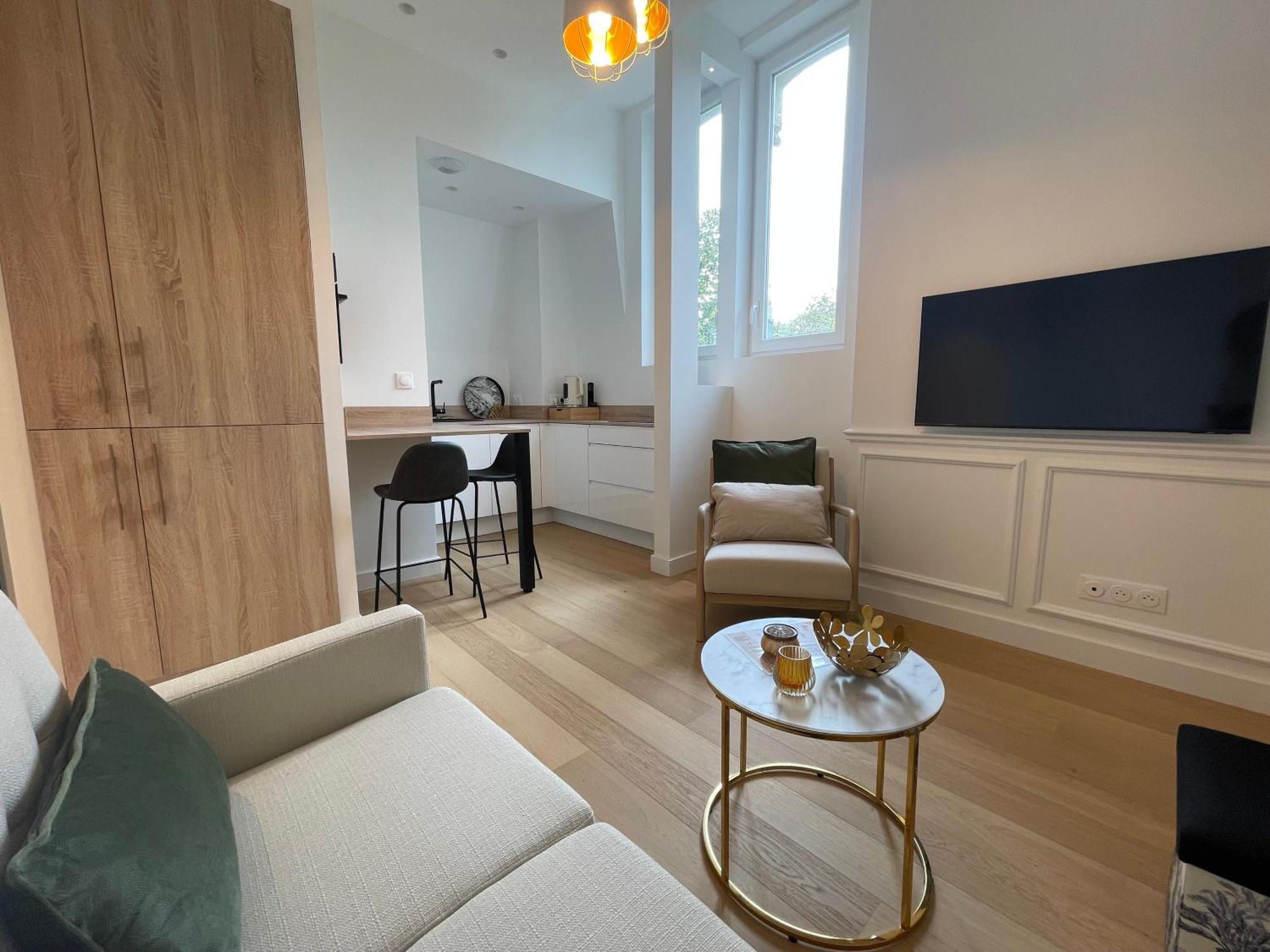 Appartements De Charme Du General Leclerc - Place D'Erlon - Hypercentre - Gare - Реймс Экстерьер фото