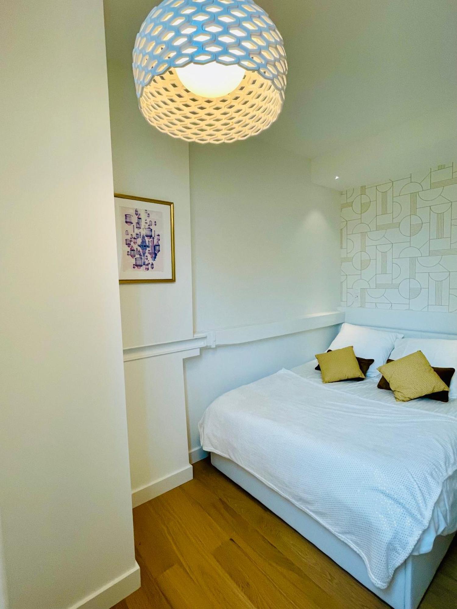 Appartements De Charme Du General Leclerc - Place D'Erlon - Hypercentre - Gare - Реймс Экстерьер фото
