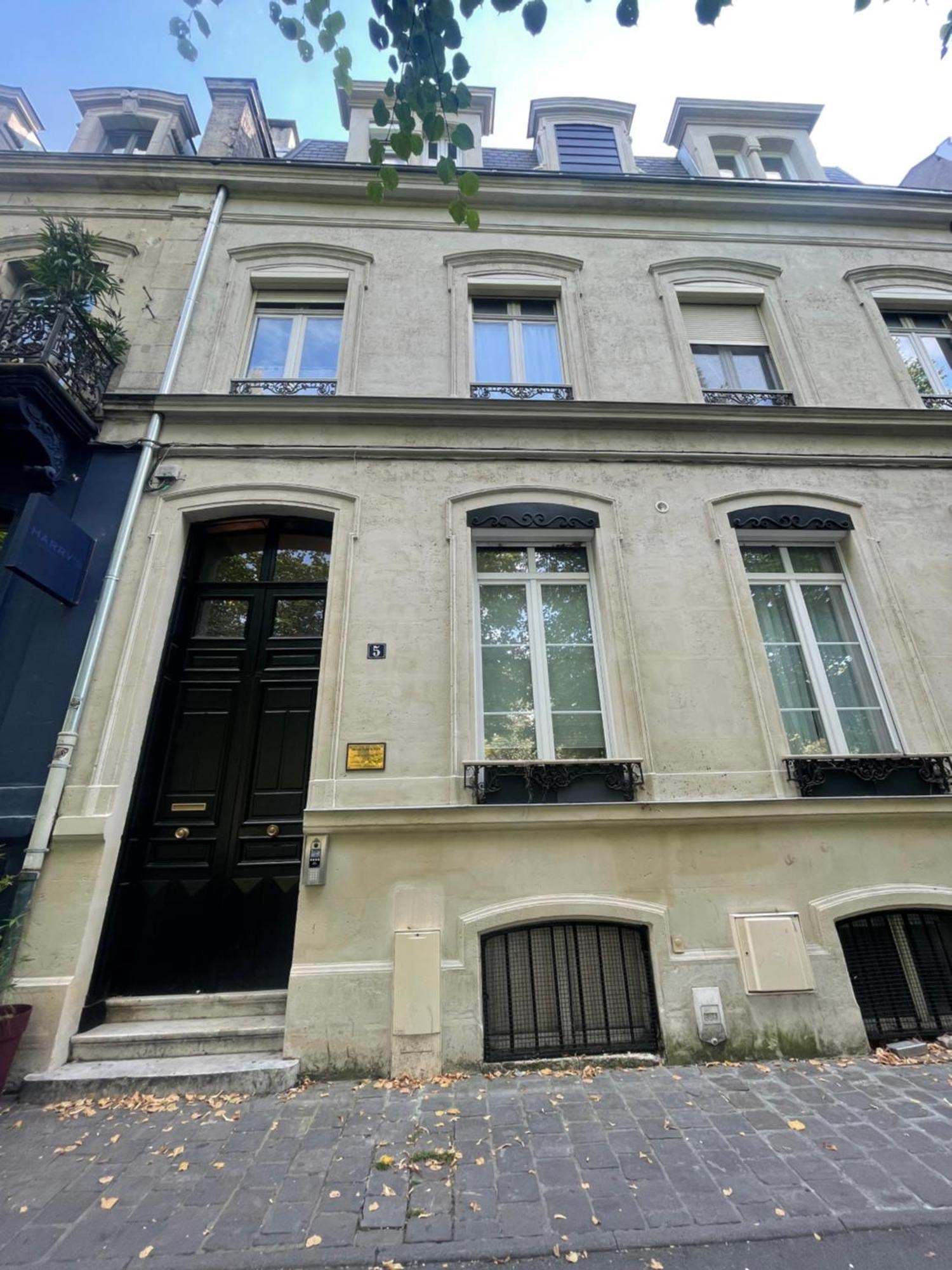 Appartements De Charme Du General Leclerc - Place D'Erlon - Hypercentre - Gare - Реймс Экстерьер фото