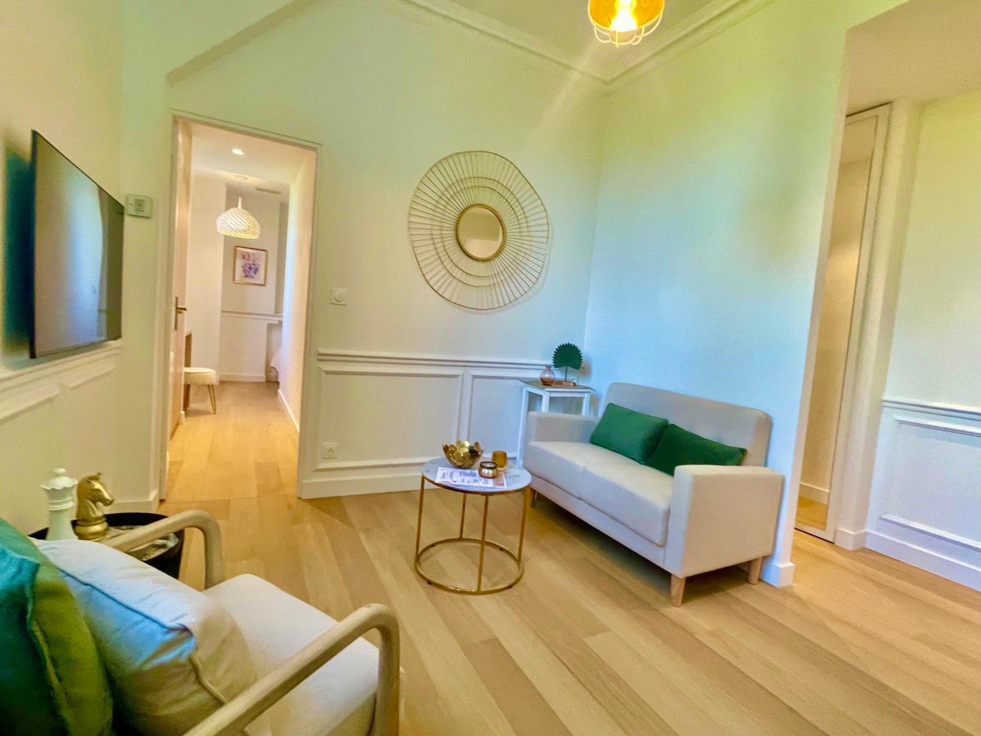 Appartements De Charme Du General Leclerc - Place D'Erlon - Hypercentre - Gare - Реймс Экстерьер фото