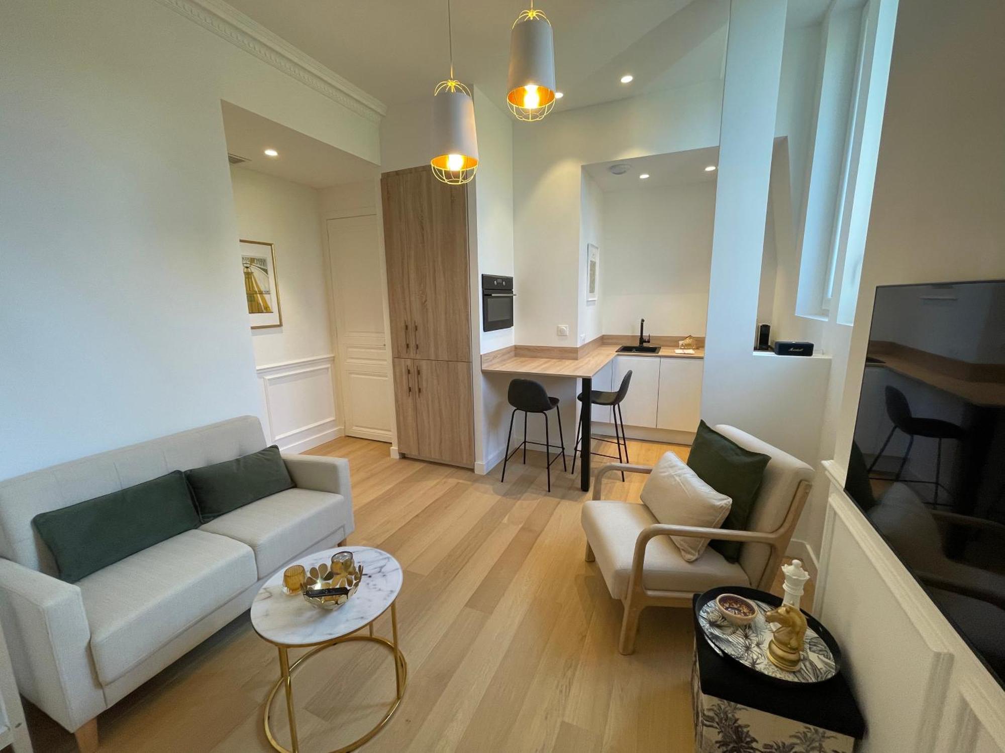 Appartements De Charme Du General Leclerc - Place D'Erlon - Hypercentre - Gare - Реймс Экстерьер фото