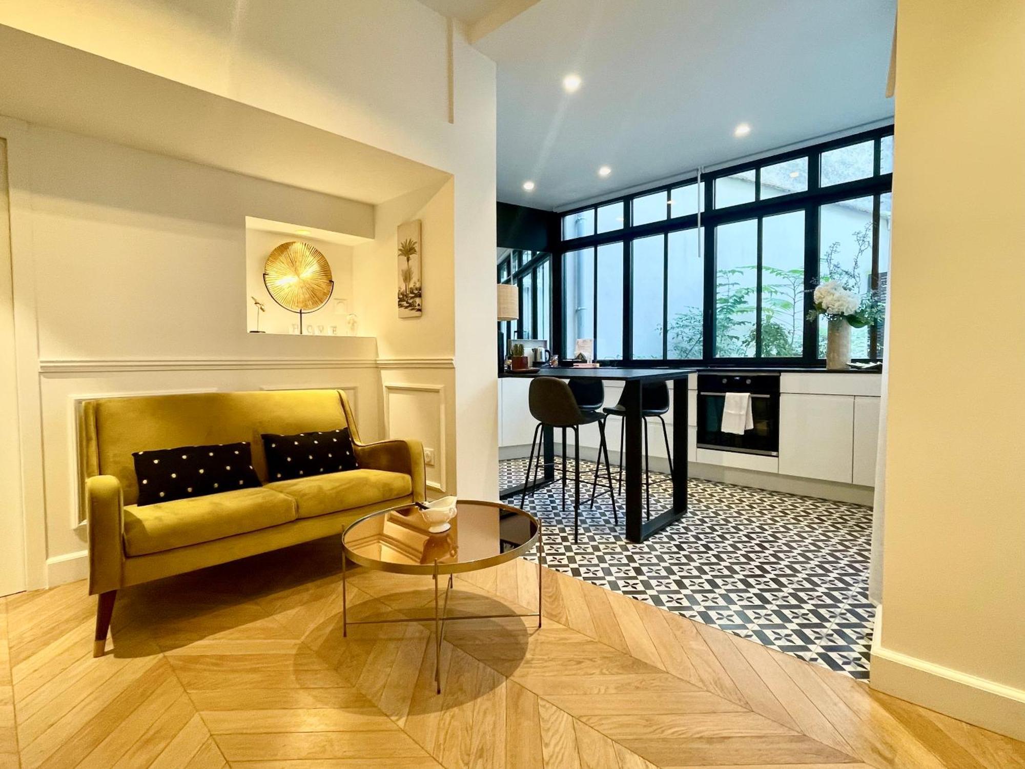 Appartements De Charme Du General Leclerc - Place D'Erlon - Hypercentre - Gare - Реймс Экстерьер фото