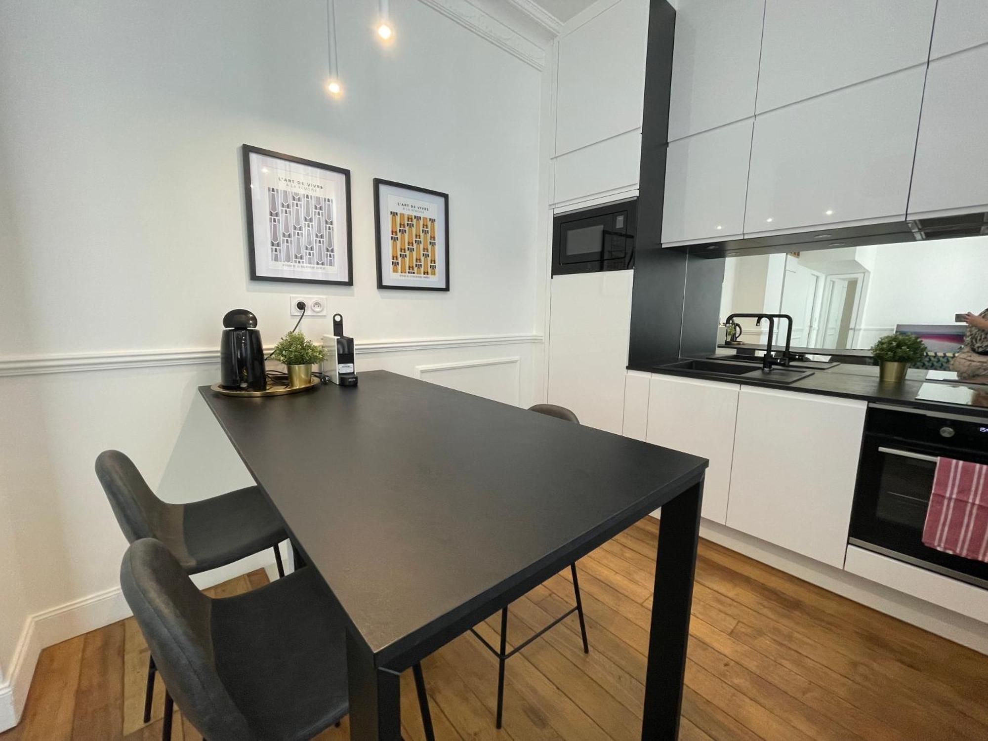 Appartements De Charme Du General Leclerc - Place D'Erlon - Hypercentre - Gare - Реймс Экстерьер фото