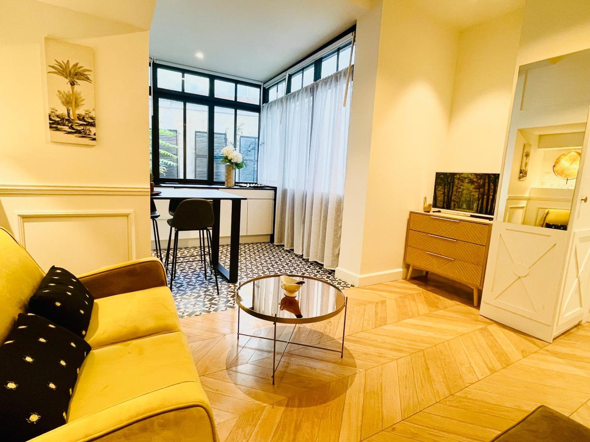 Appartements De Charme Du General Leclerc - Place D'Erlon - Hypercentre - Gare - Реймс Экстерьер фото